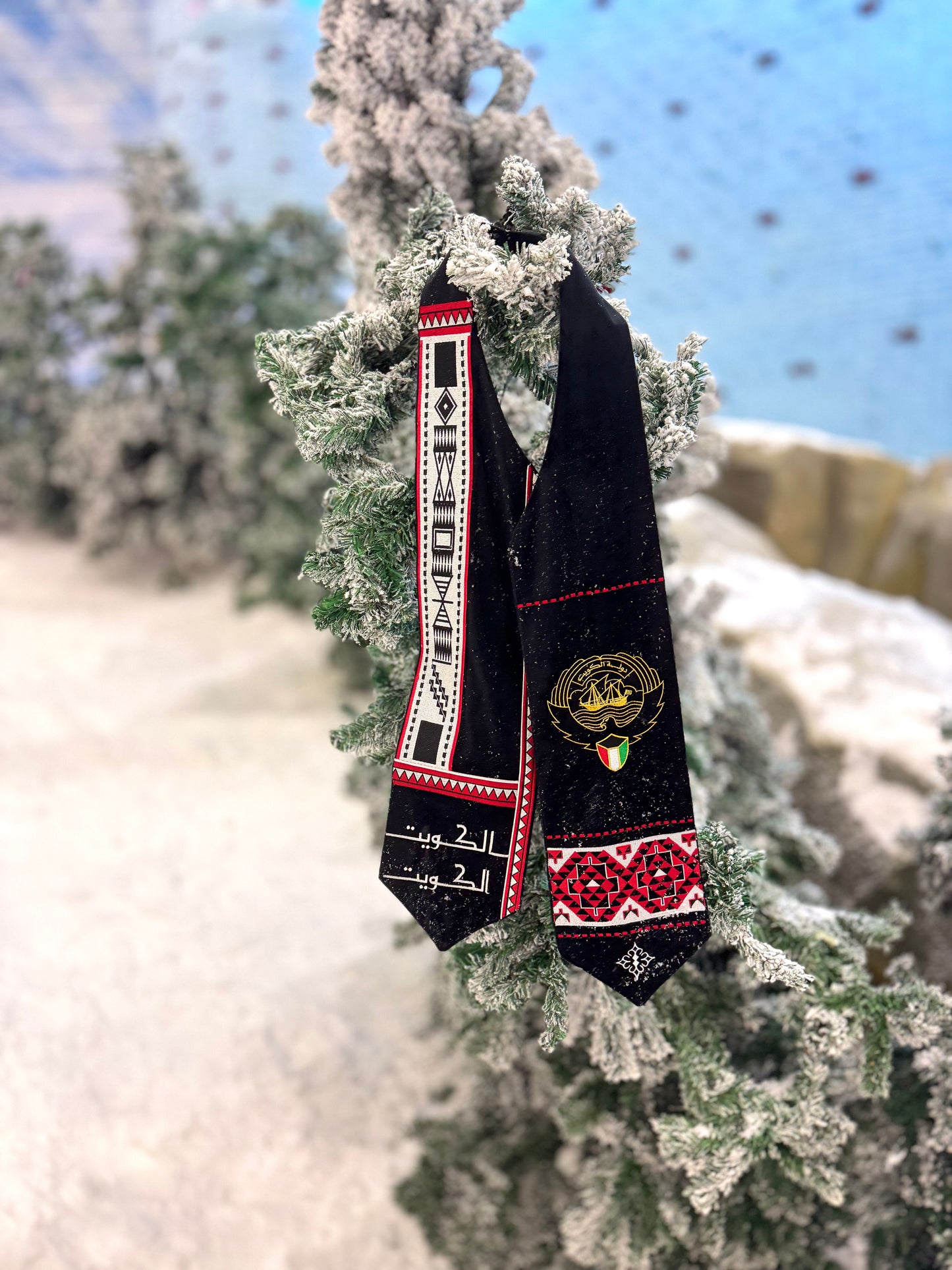 Kuwait flag embroidery shawl