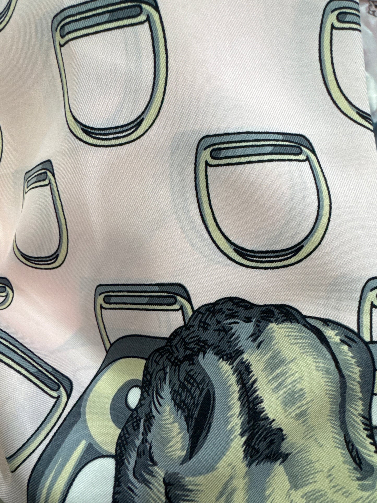 Hoof silk 100% scarf