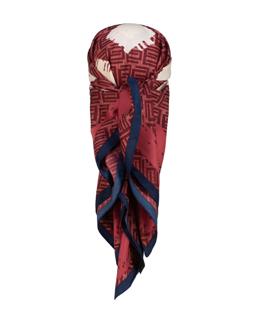 Red echo scarf