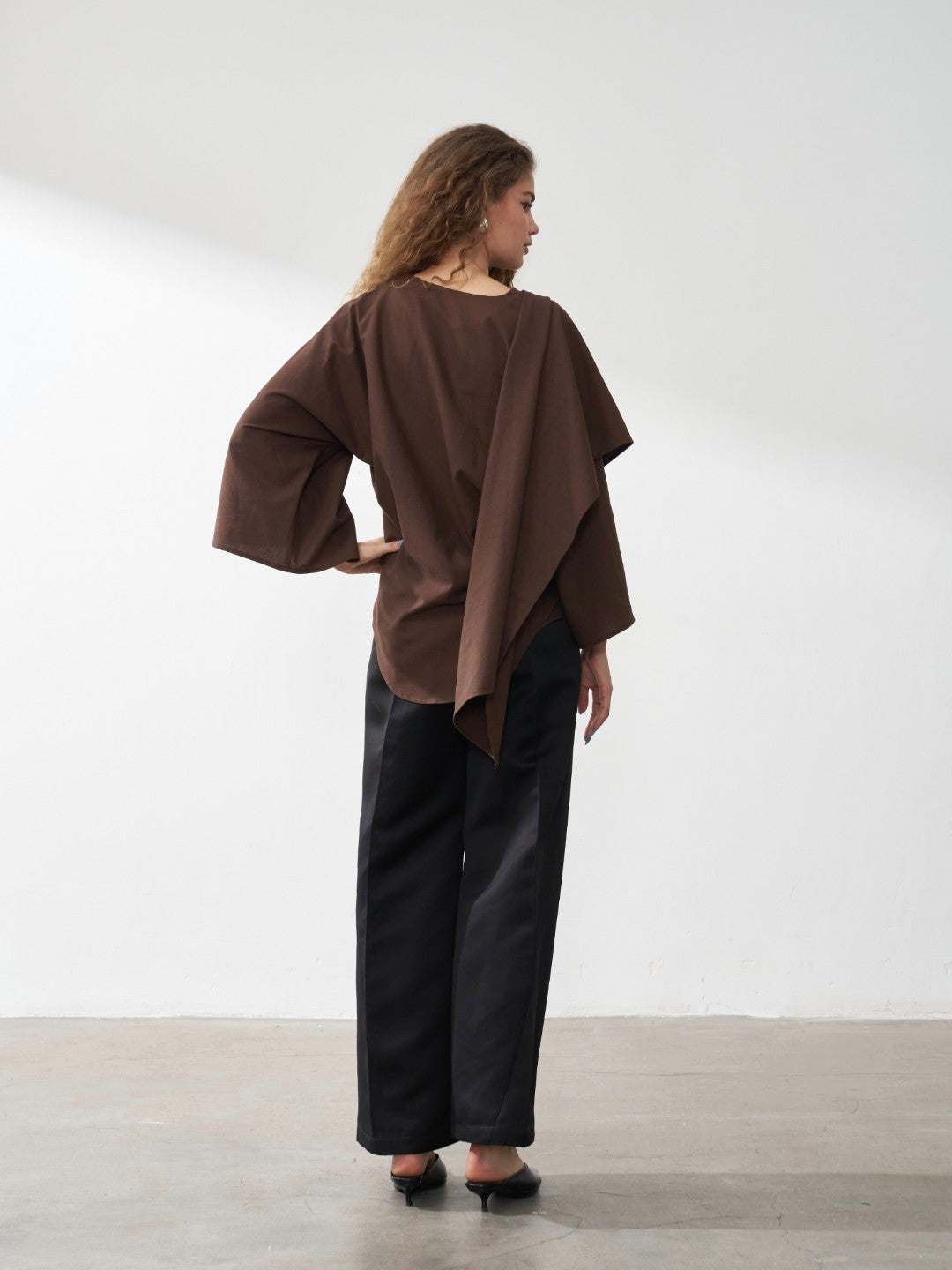 Linen elegant top لنن اليقنت توب