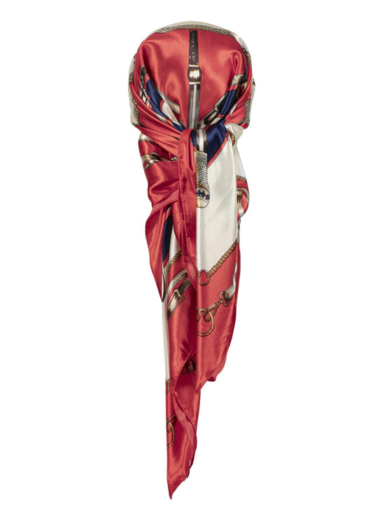 Red chain scarf